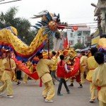 Fête de la maison communale de Dinh Bang