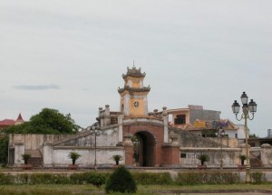 La porte de Quang Binh Quan