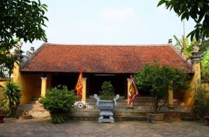 Temple Phung Hung ou Cai Bi Dai Vuong