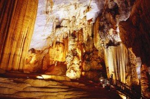 La grotte Thiên Duong à Quang Binh
