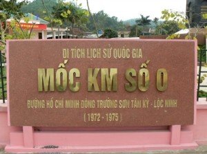 Le point de départ de la piste légendaire Hô Chi Minh Kilomètre zéro