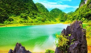 Lac de Thang Hen