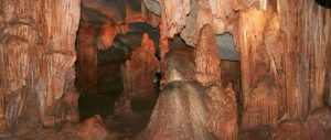 grotte Me Cung en Baie Halong