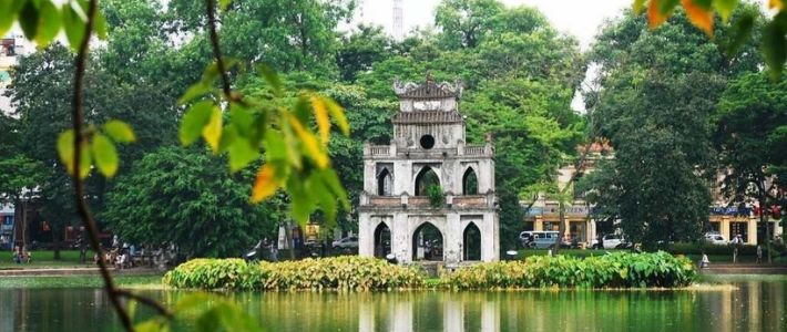 Lac du Hoan Kiem à Hanoi