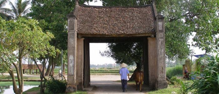 Le village traditionnel Đường Lâm
