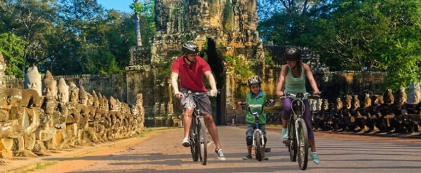 Avantages de voyager au Cambodge avec un guide francophone