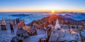 Voyager avec Guide francophone au Vietnam pour explorer Fan Si Pan