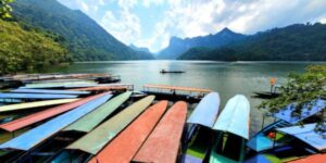 Voyager avec Guide francophone au Vietnam pour découvrir Ba Be
